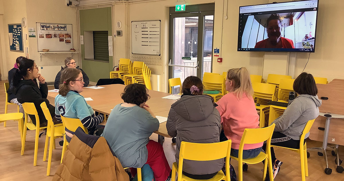 Autism Eye - Innovate UK expert chats with students at Fairfield Farm ...